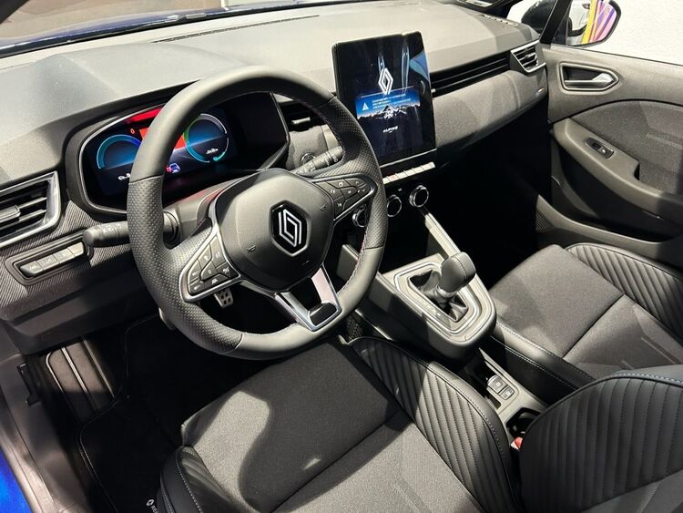 Renault Clio ESPRIT ALPINE HYBRID 145CV foto 17