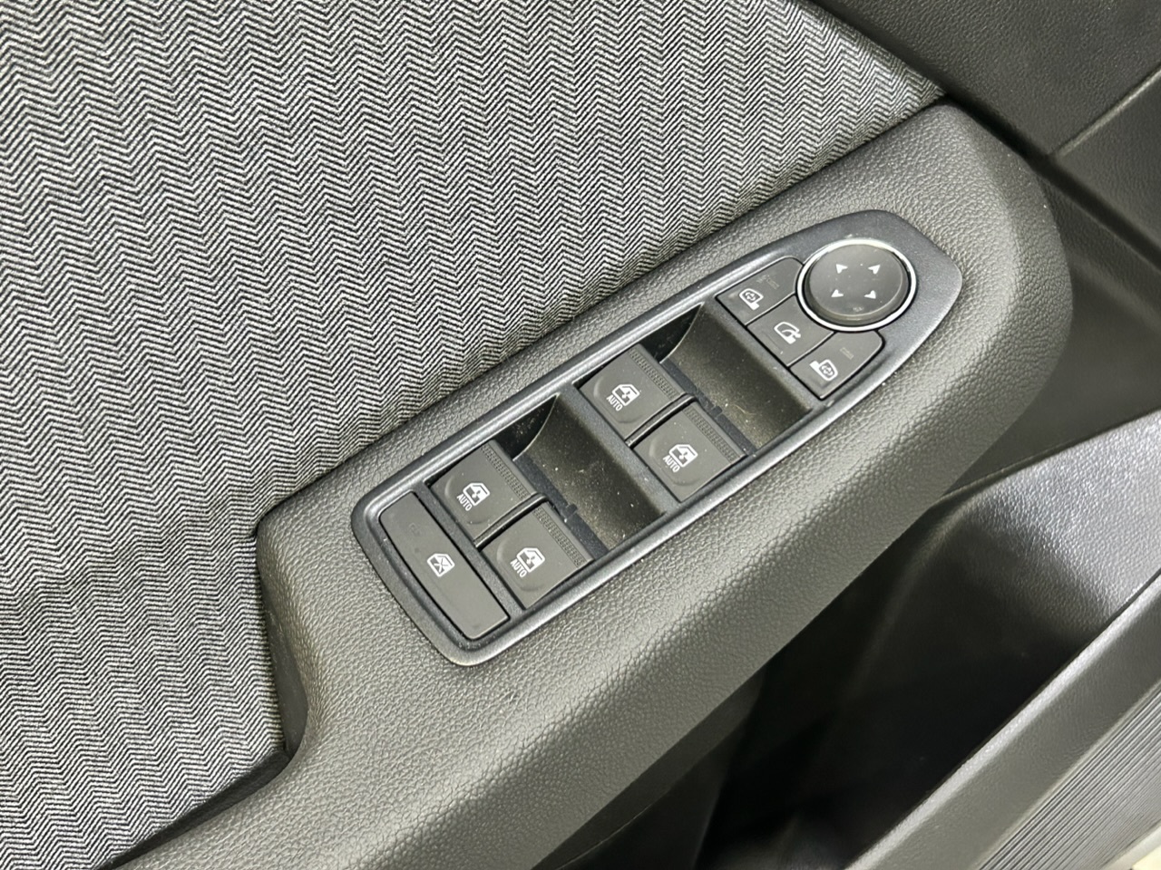 Renault Clio Techno foto 30