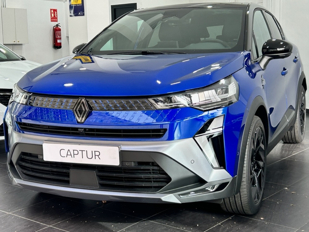 RENAULT CAPTUR SPRIT ALPINE E-TECH FULL HYBRID 145CV foto 3