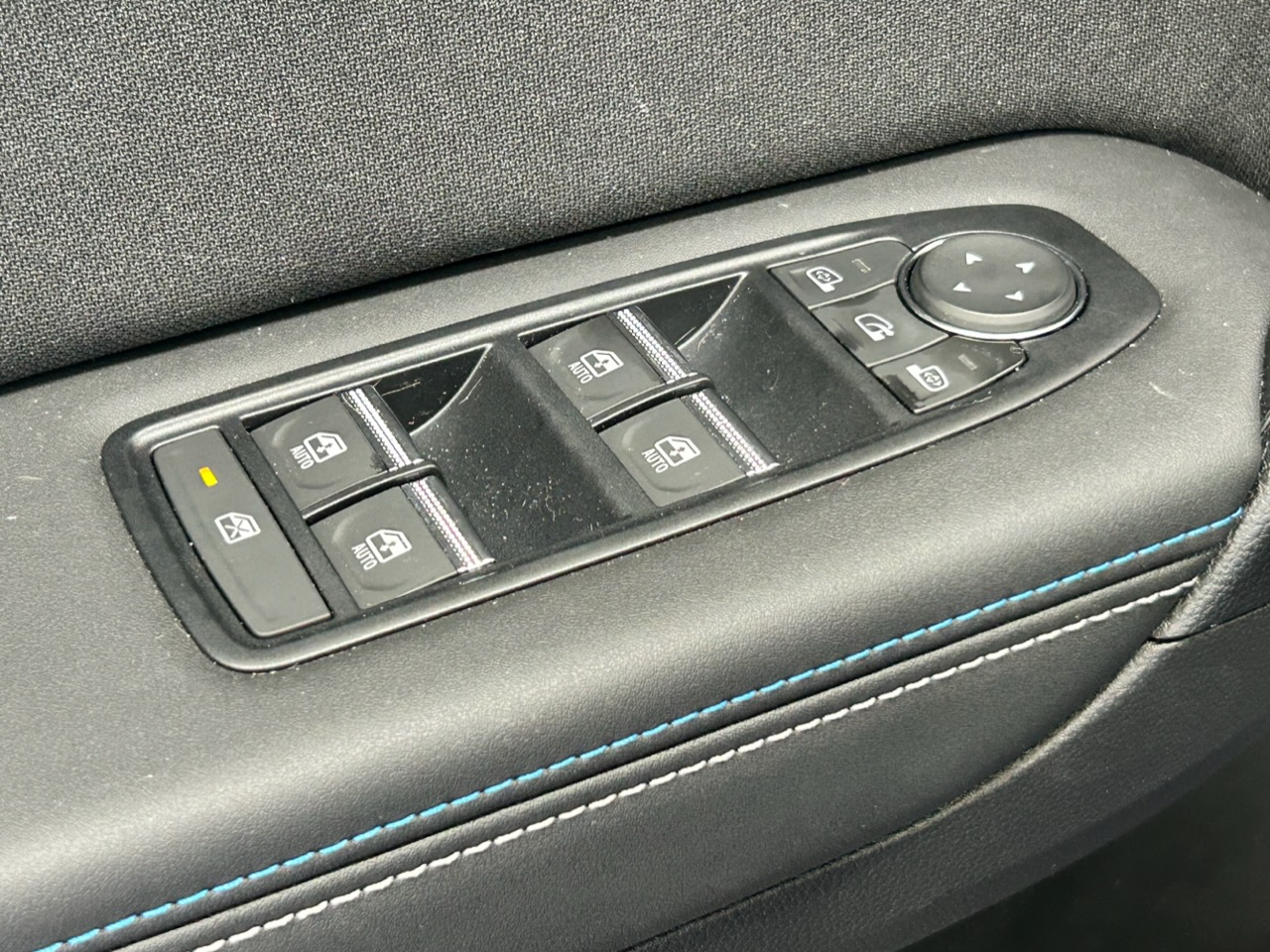 RENAULT CAPTUR SPRIT ALPINE E-TECH FULL HYBRID 145CV foto 14