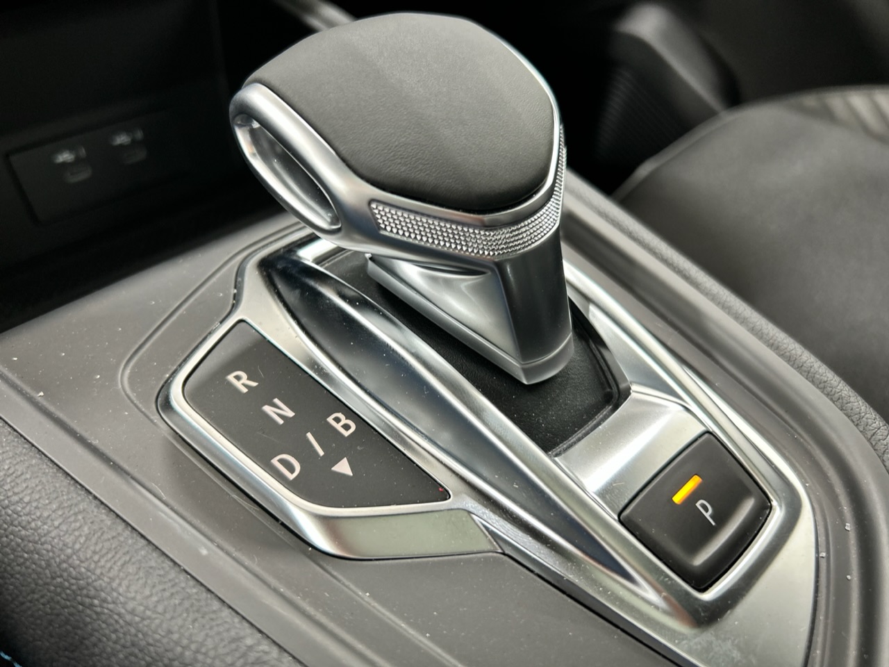 RENAULT CAPTUR SPRIT ALPINE E-TECH FULL HYBRID 145CV foto 22