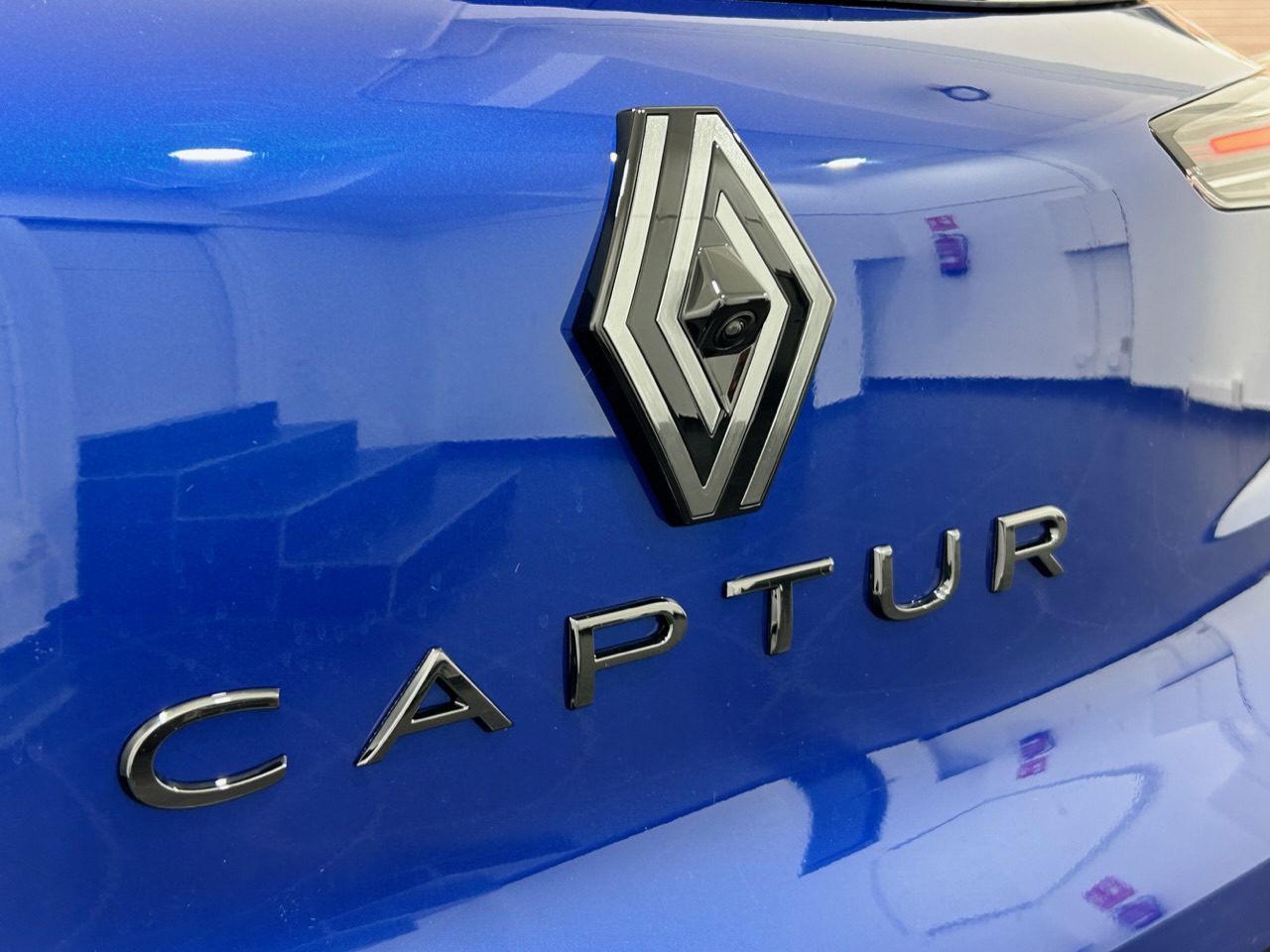 RENAULT CAPTUR SPRIT ALPINE E-TECH FULL HYBRID 145CV foto 8