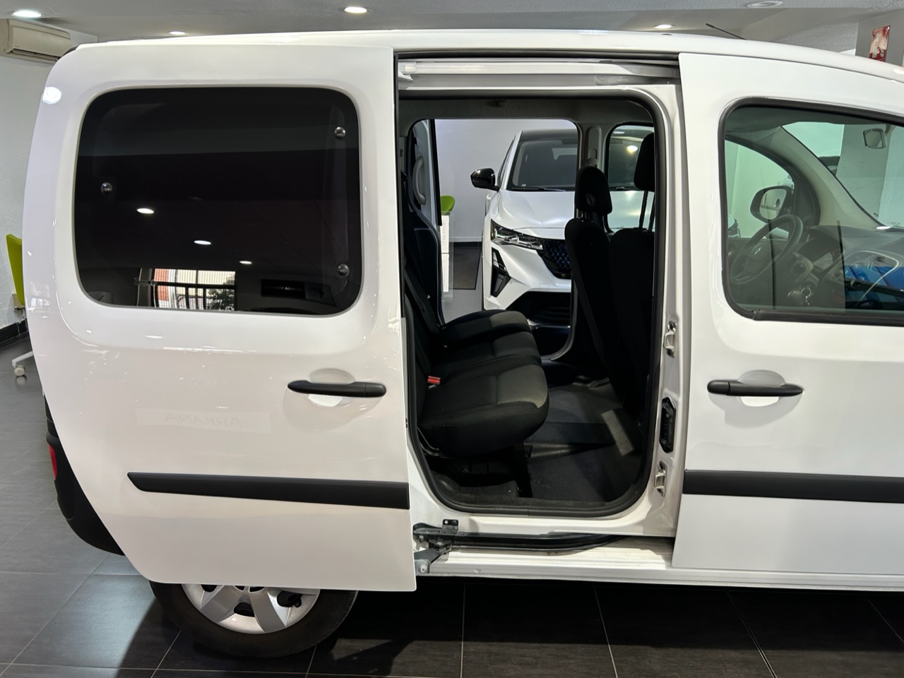 Renault Kangoo Profesional foto 23