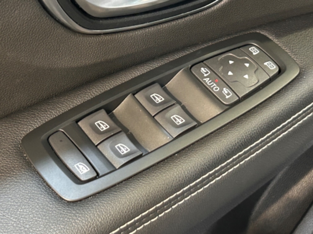 Renault Scenic Grand Black Edition foto 22