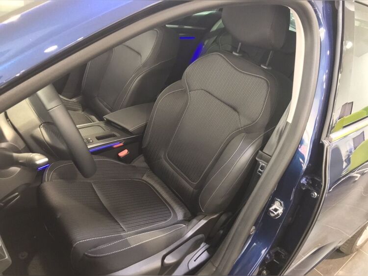 Renault Megane Zen TCe 103 kW 140CV EDC AUTOMATICO foto 11