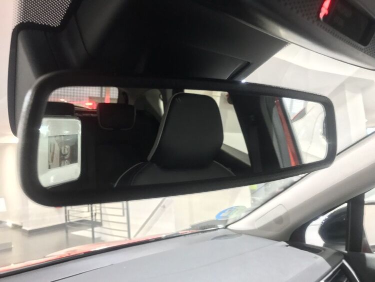 Renault Captur Zen foto 26
