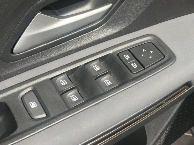 Dacia Jogger EXTREME HYBRID 140CV 7 PLAZAS foto 12