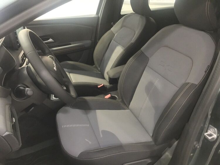 Dacia Jogger EXTREME HYBRID 140CV 7 PLAZAS foto 17