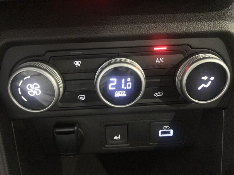 Dacia Jogger EXTREME HYBRID 140CV 7 PLAZAS foto 20