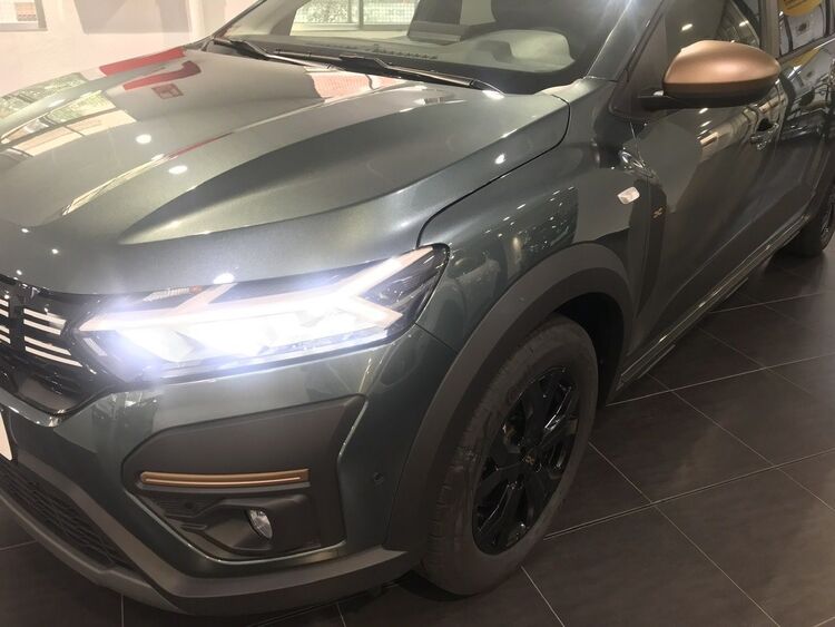 Dacia Jogger EXTREME HYBRID 140CV 7 PLAZAS foto 26